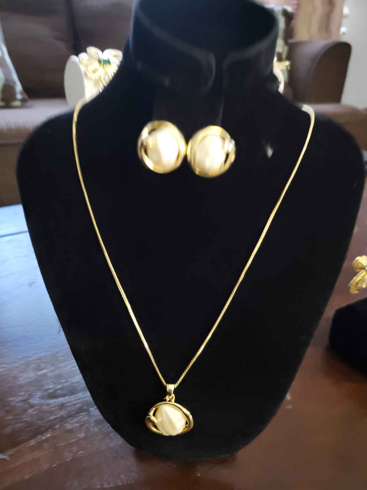 0391AF84-D5B4-4A4F-9186-6938FF5B23D5