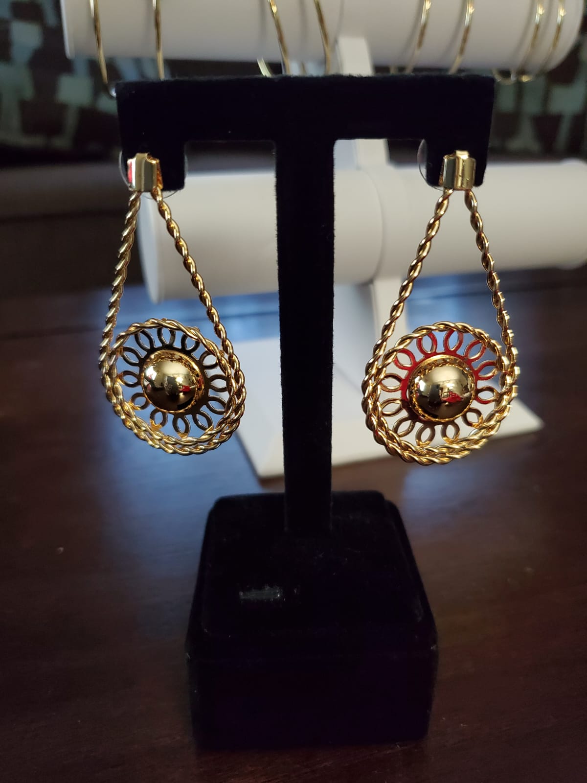 2EE12B73-CE19-4FD7-8DBB-3911E35AC739